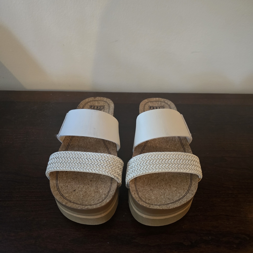 Reef Cushion Vista Hi Sandals - White / Tan